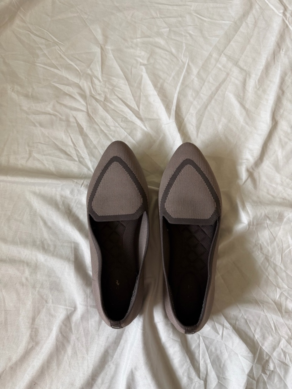 Birdies the blackbird flats Taupe Knit Pointed-Toe Slip-Ons